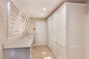 Photo 33- click for photo gallery